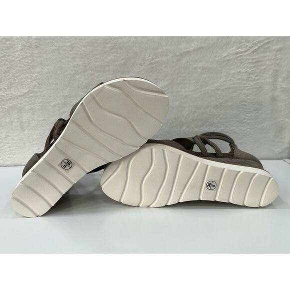 Diba True Green Clover Snakeskin Print Platform Wedge Suede Size 6 Taupe NIB‎ - Picture 9 of 9